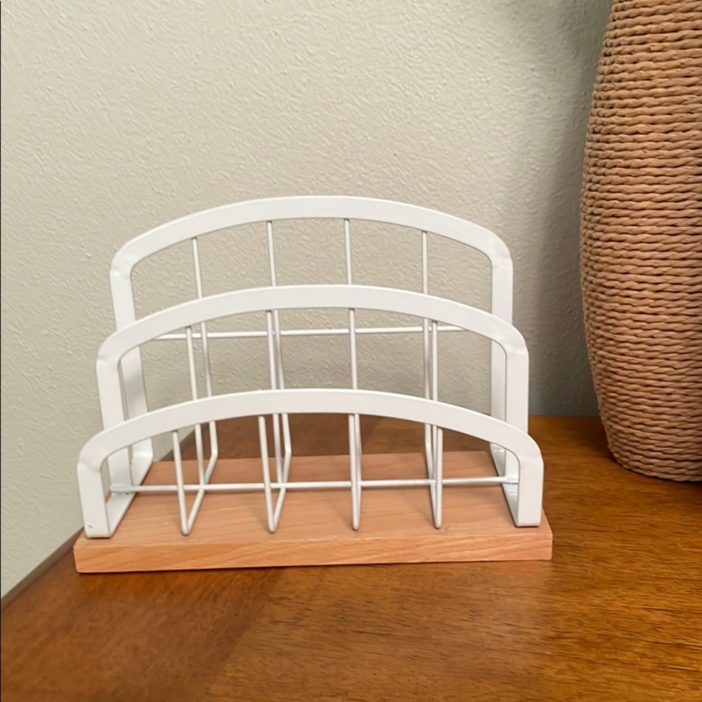 Like New Natural Wood & White Metal Letter or Mail  Desk Top Organizer